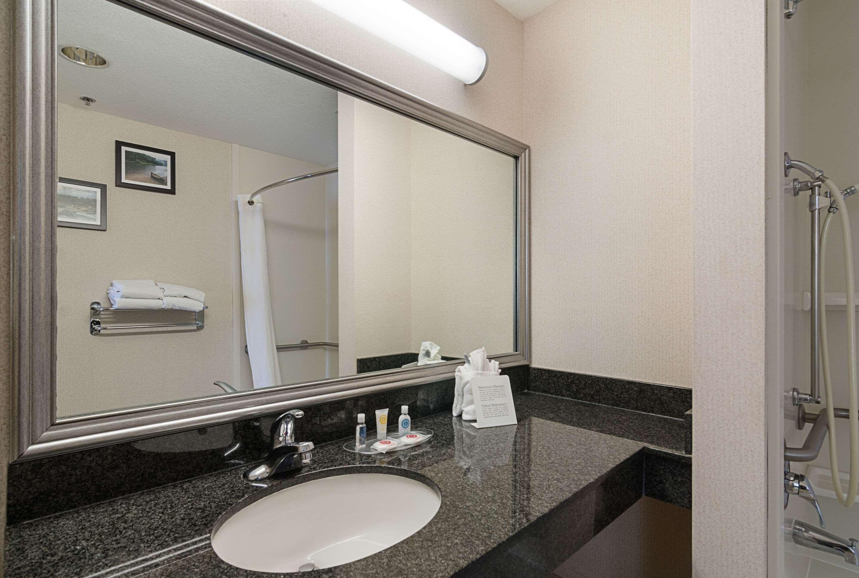 Quality Suites Springdale West I-49 Εξωτερικό φωτογραφία