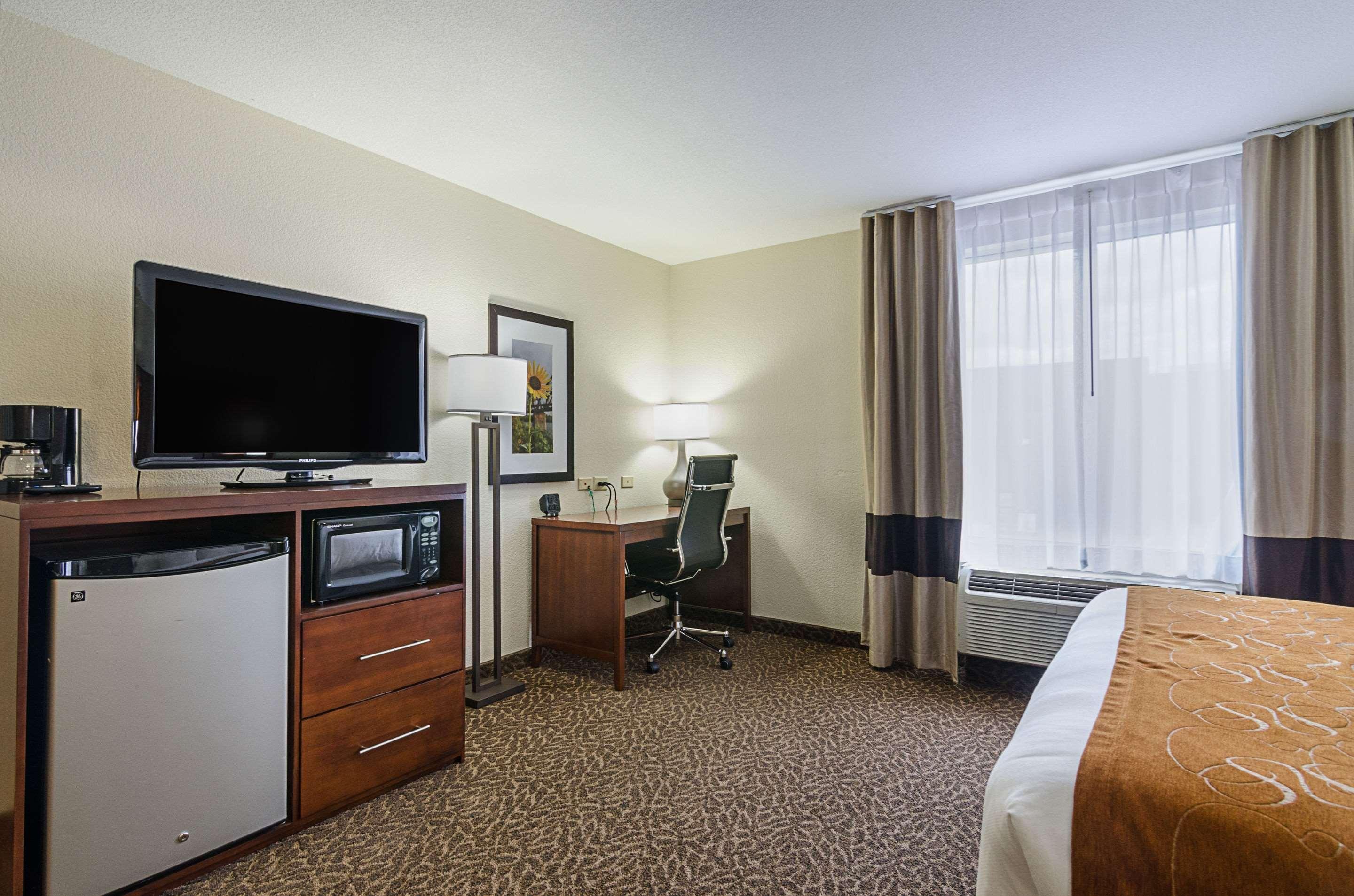Quality Suites Springdale West I-49 Εξωτερικό φωτογραφία